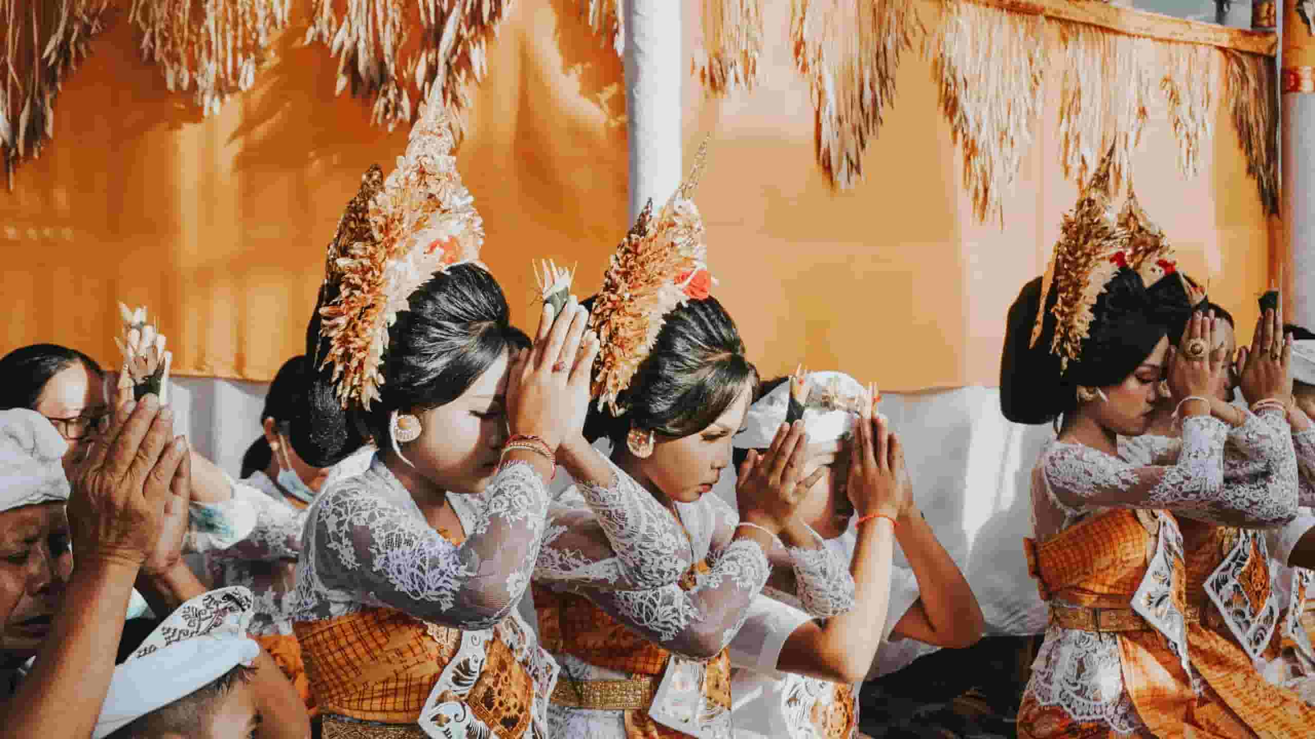 Ceremony Bali - about